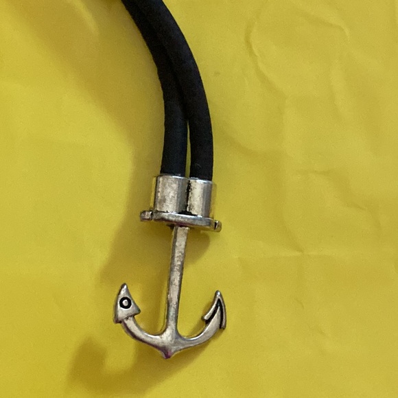 Handmade Cork Bracelet with skinny anchor hook - Picture 2 of 4